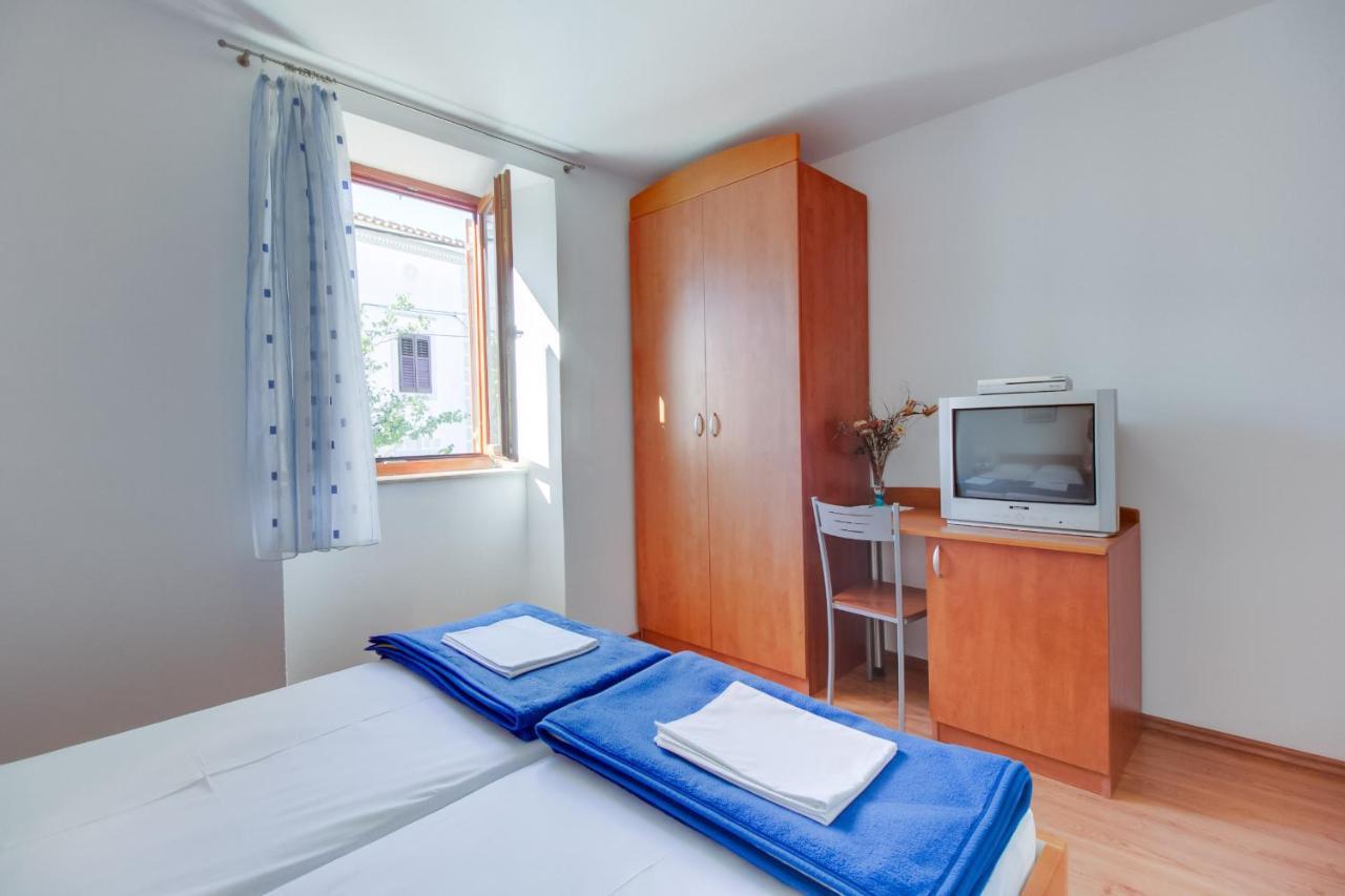 Apartments Rosa Mali Lošinj Exterior foto